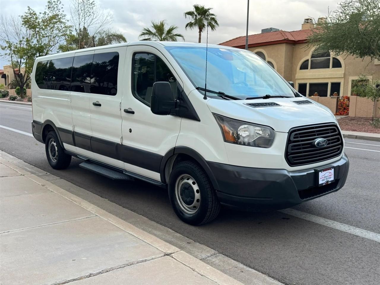 Ford Transit 350 Wagon Low Roof XL 60/40 Pass. 148-in. WB 2018