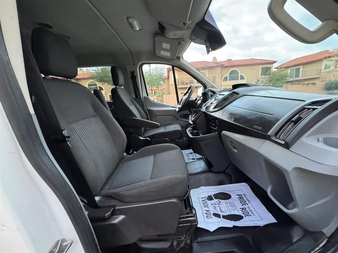 Ford Transit 350 Wagon Low Roof XL 60/40 Pass. 148-in. WB 2018