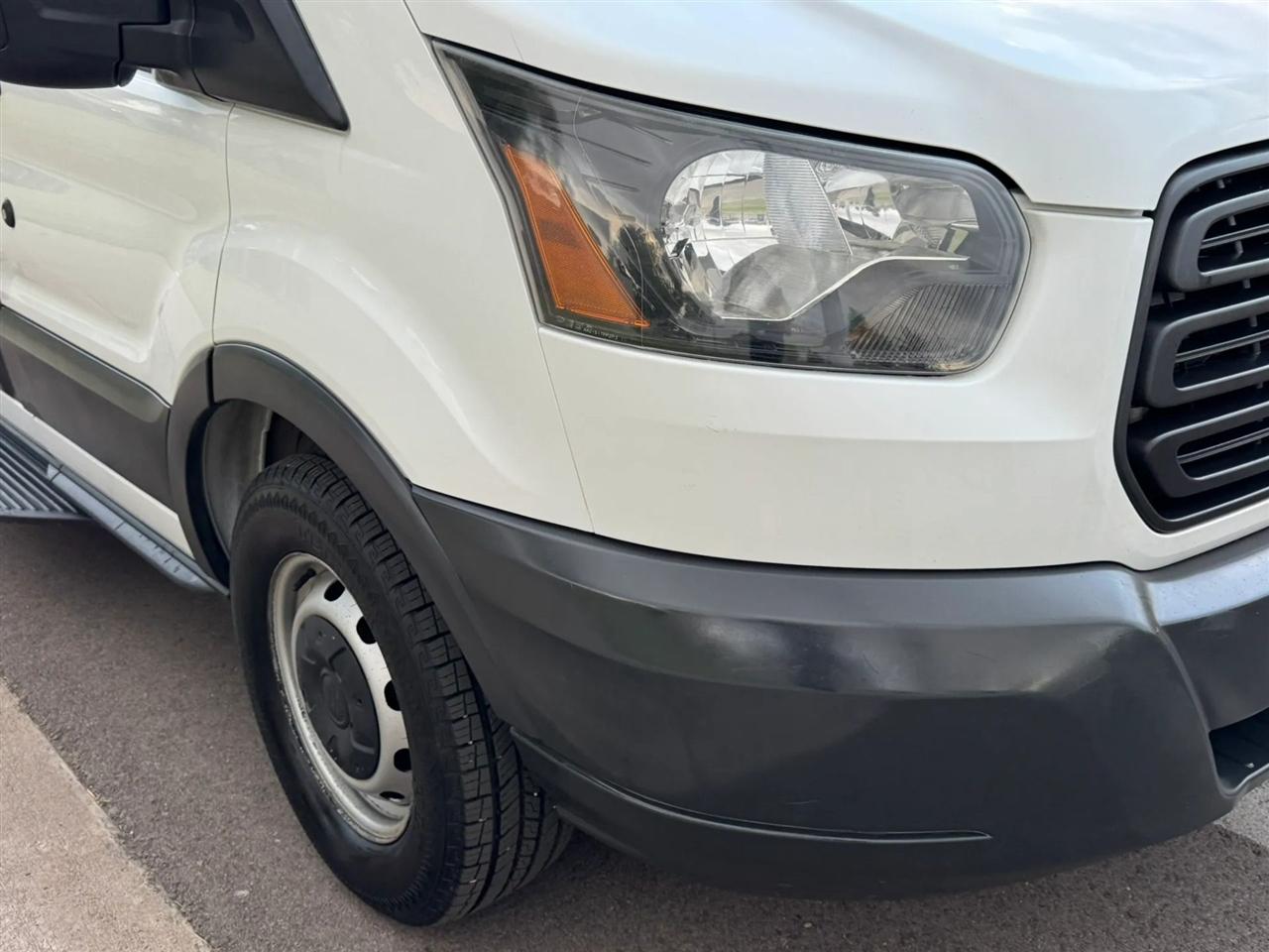 Ford Transit 350 Wagon Low Roof XL 60/40 Pass. 148-in. WB 2018