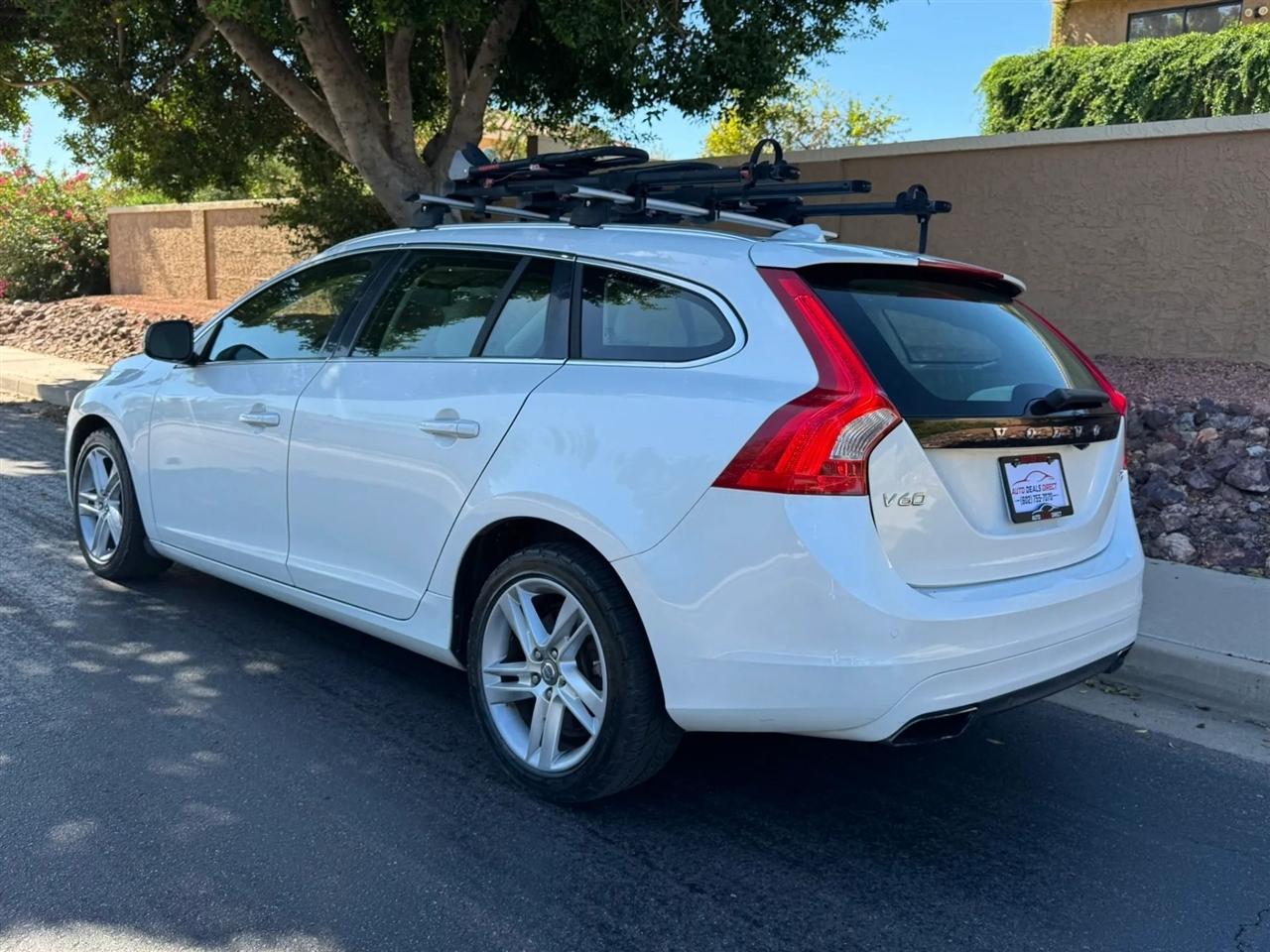 Volvo V60 T5 Drive-E Platinum FWD 2015