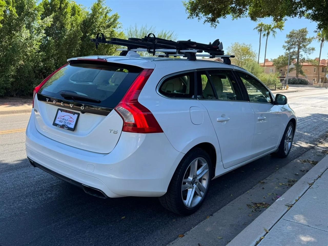 Volvo V60 T5 Drive-E Platinum FWD 2015