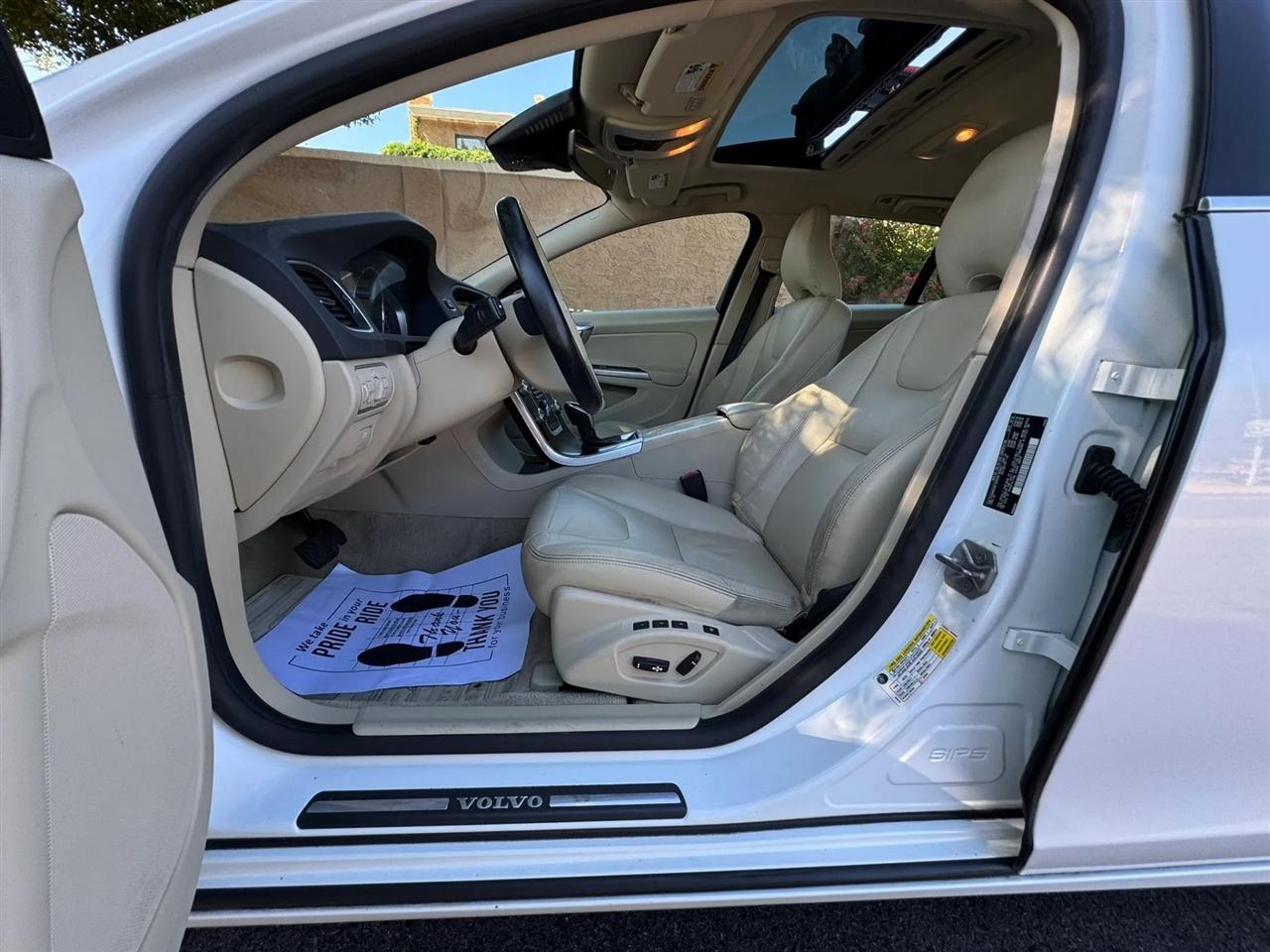 Volvo V60 T5 Drive-E Platinum FWD 2015