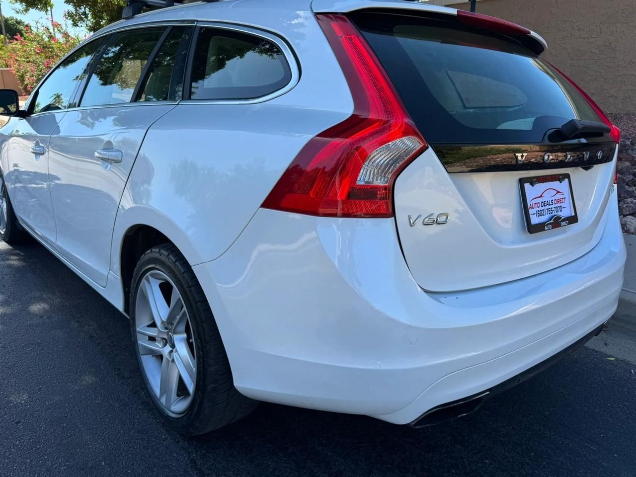 Volvo V60 T5 Drive-E Platinum FWD 2015