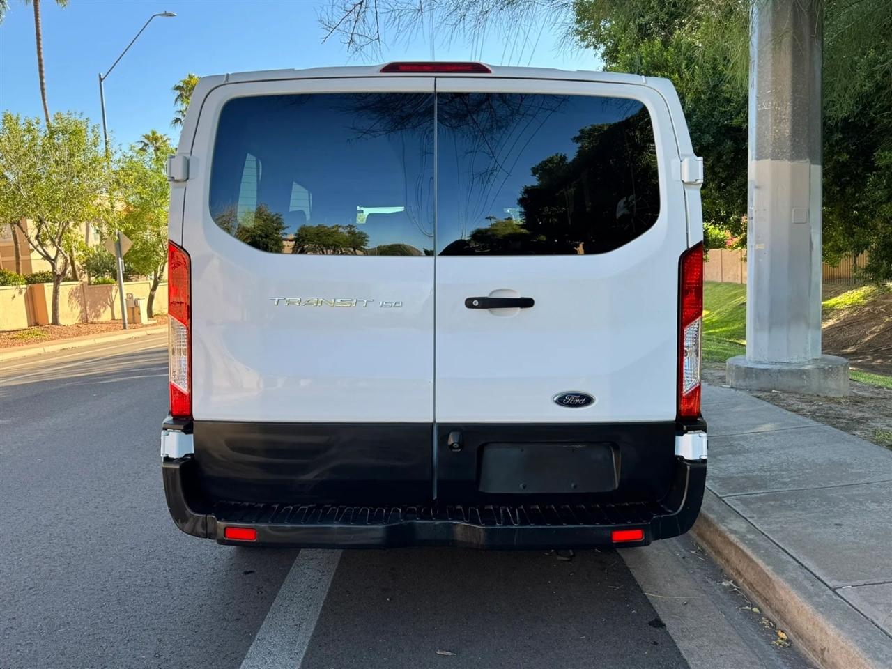 Ford Transit 150 Wagon Low Roof XL 60/40 Pass. 130-in. WB 2019