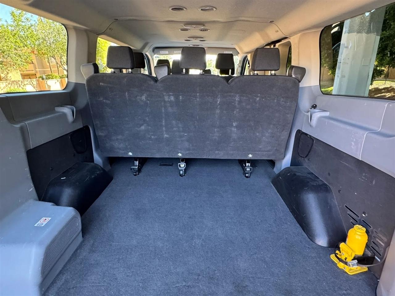 Ford Transit 150 Wagon Low Roof XL 60/40 Pass. 130-in. WB 2019