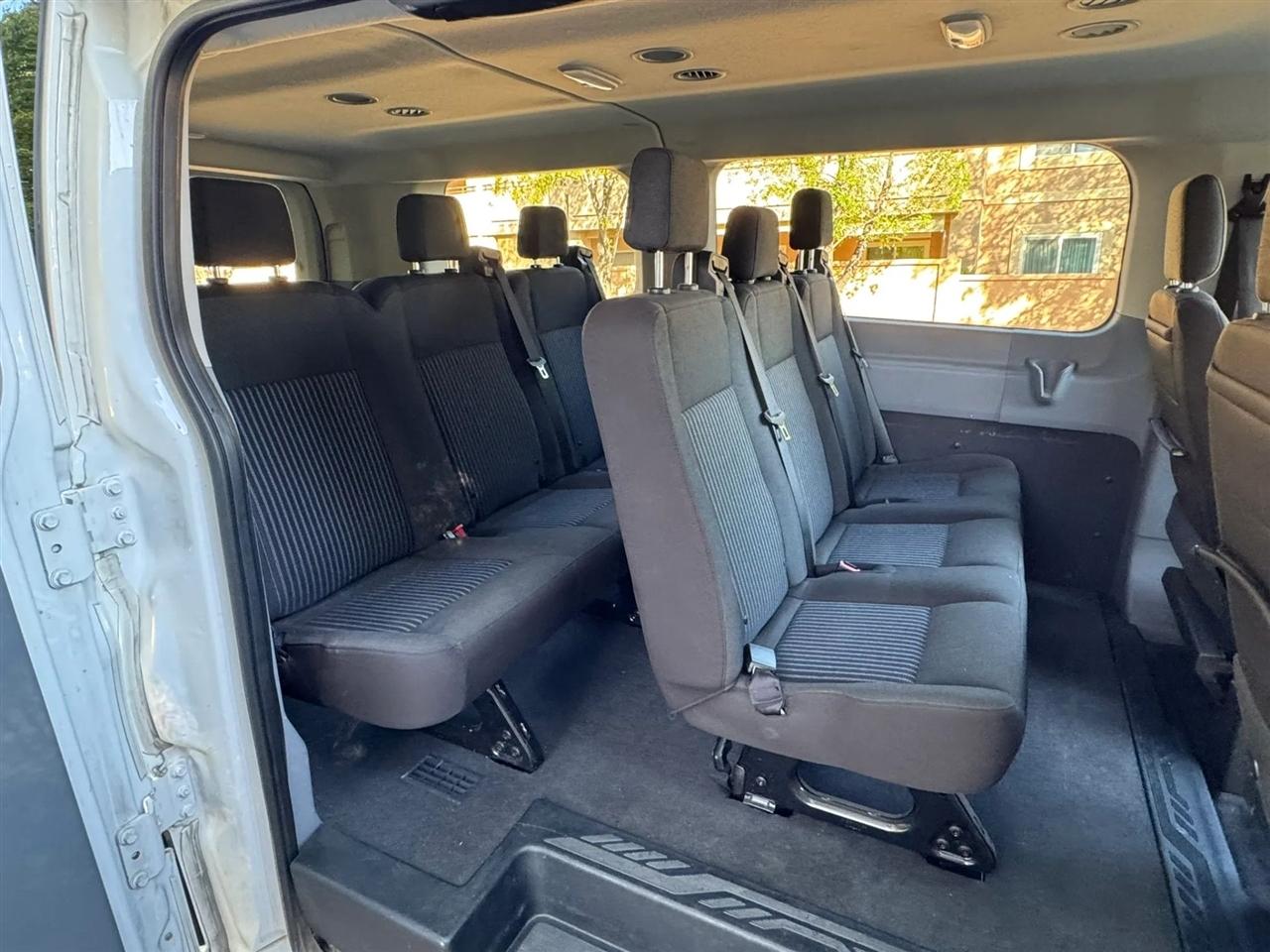 Ford Transit 150 Wagon Low Roof XL 60/40 Pass. 130-in. WB 2019