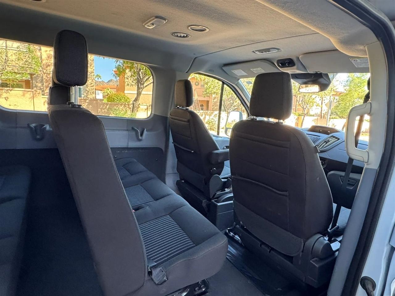 Ford Transit 150 Wagon Low Roof XL 60/40 Pass. 130-in. WB 2019