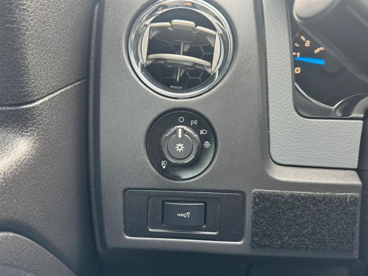 Ford F-150 XLT SuperCrew 5.5-ft. Bed 2WD 2013