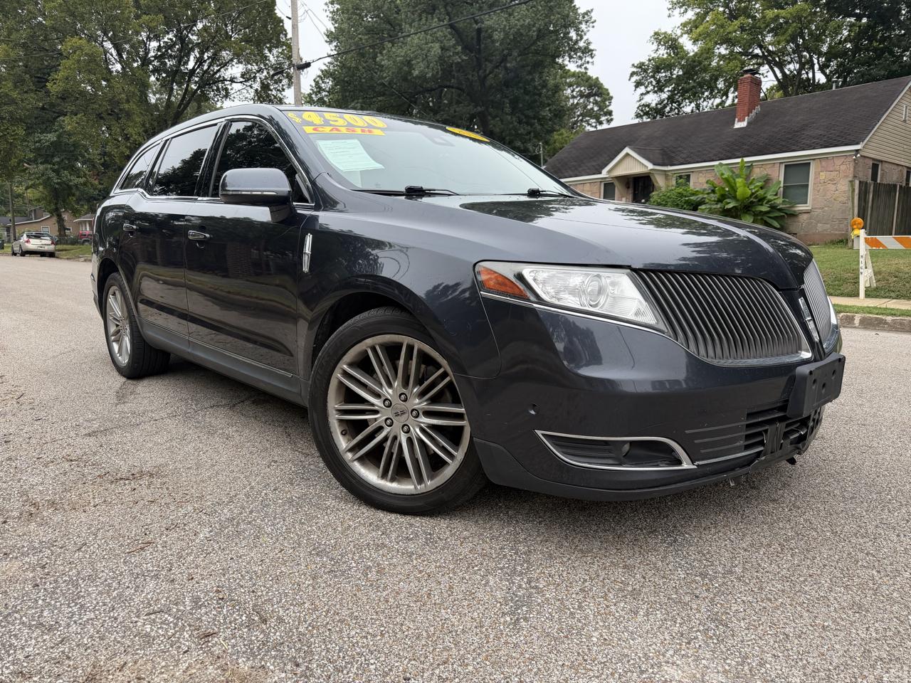 Lincoln MKT 3.5L with EcoBoost AWD 2014