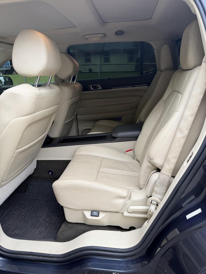 Lincoln MKT 3.5L with EcoBoost AWD 2014