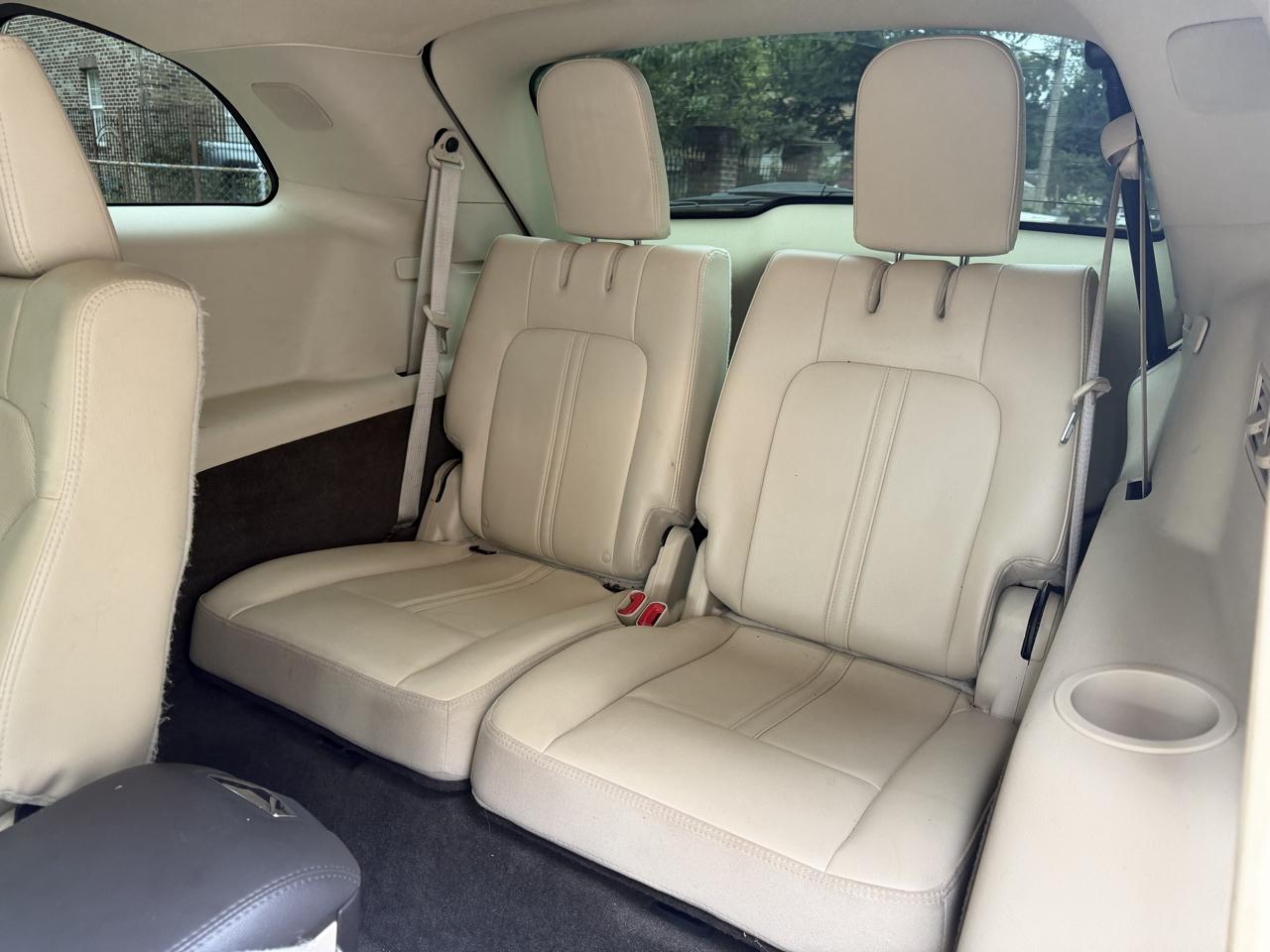 Lincoln MKT 3.5L with EcoBoost AWD 2014