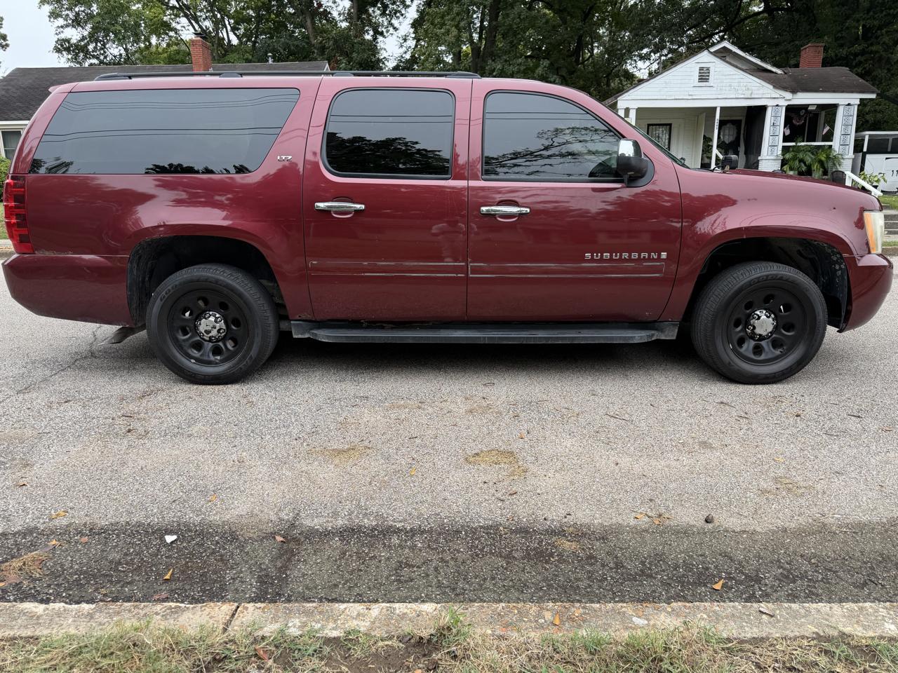 Chevrolet Suburban LS 1500 4WD 2008