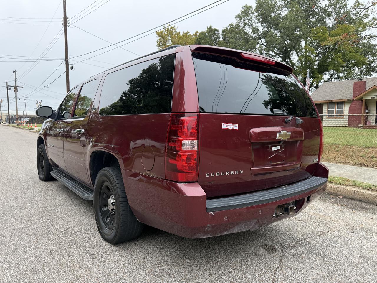 Chevrolet Suburban LS 1500 4WD 2008