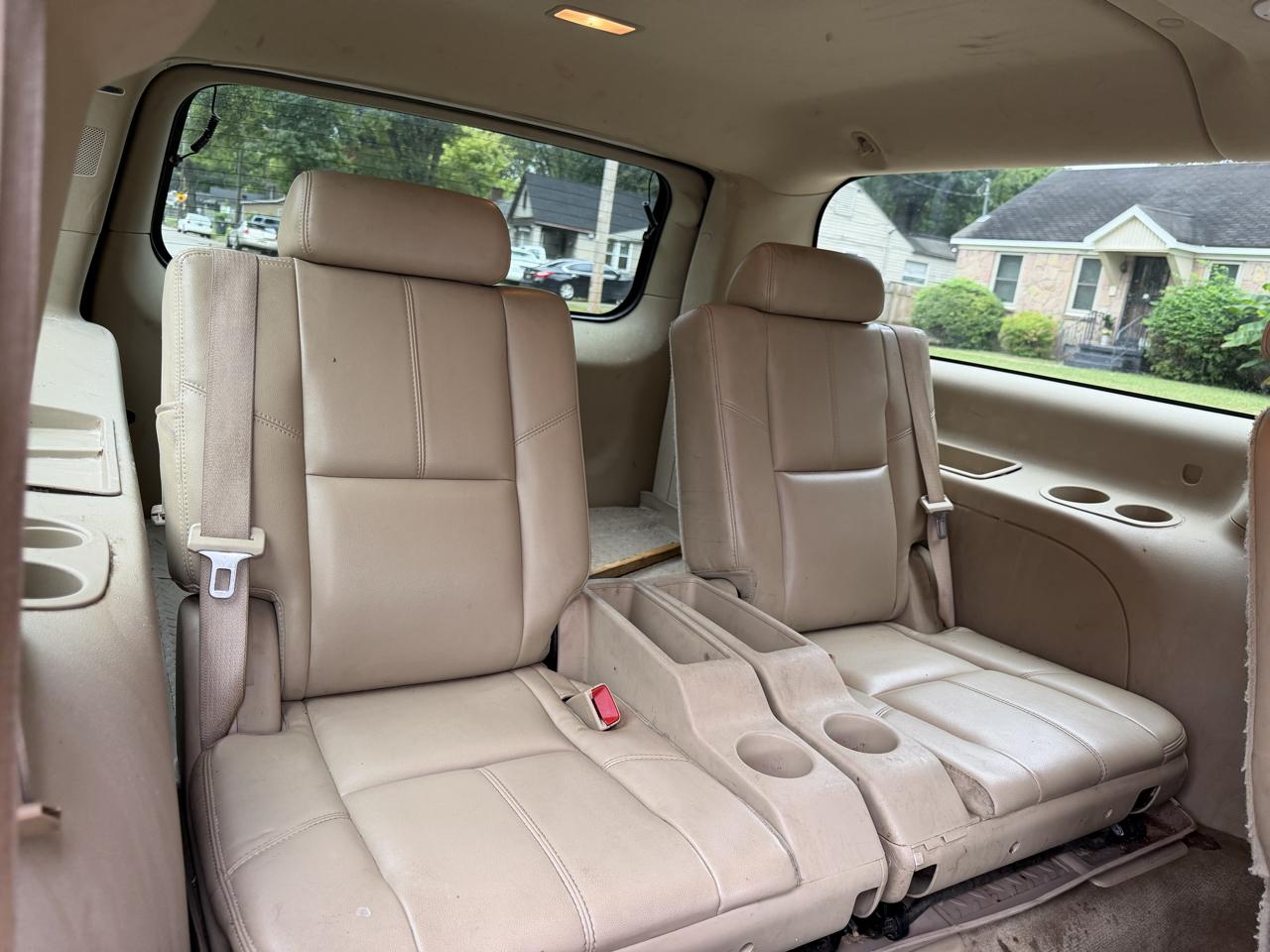 Chevrolet Suburban LS 1500 4WD 2008