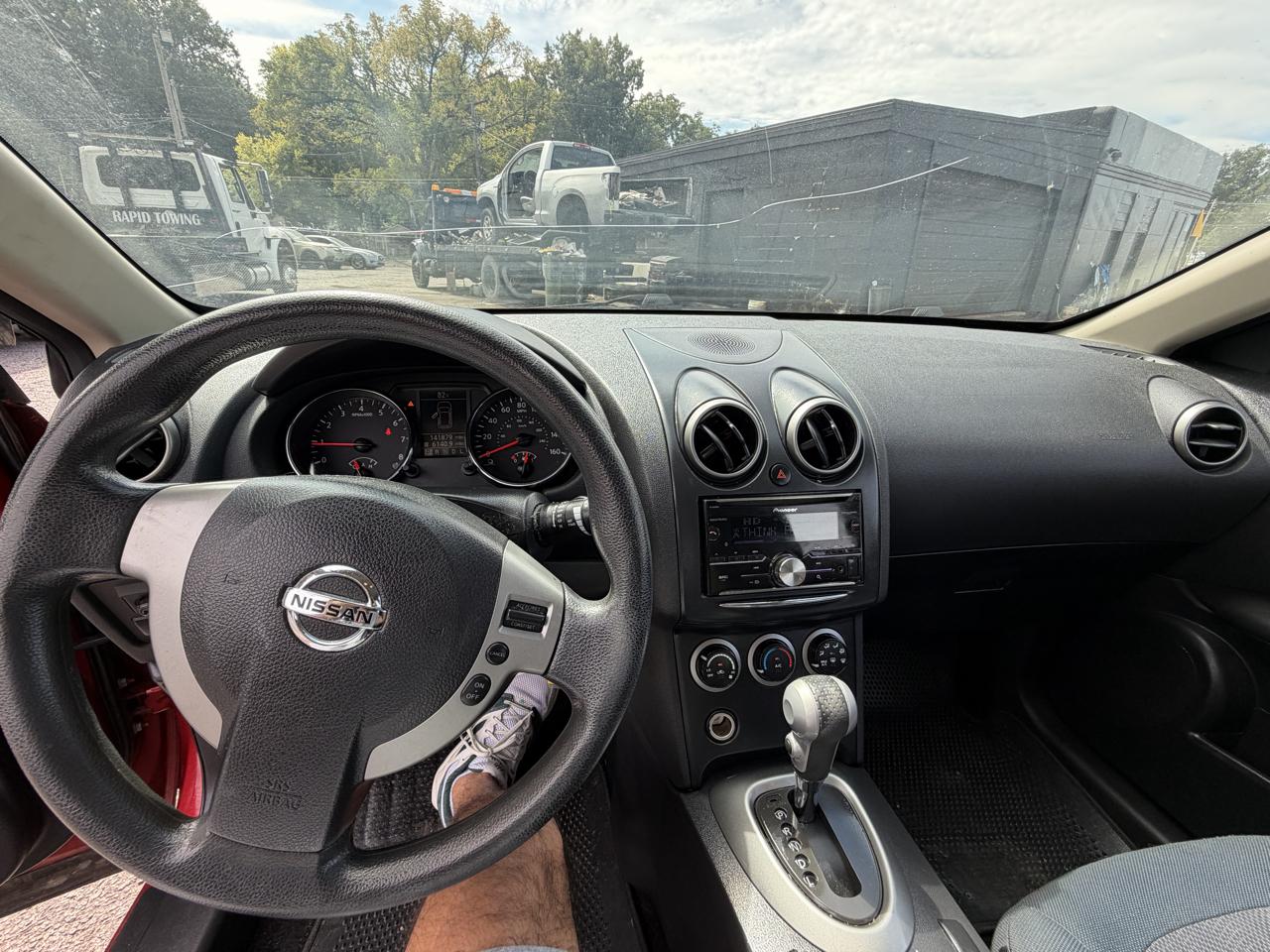 Nissan Rogue S 2WD 2013