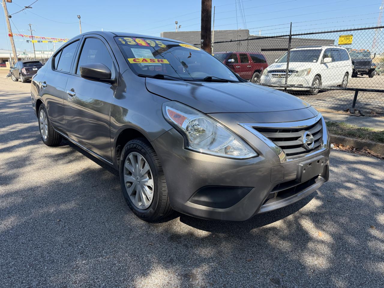 Nissan Versa 1.6 S 5M 2016