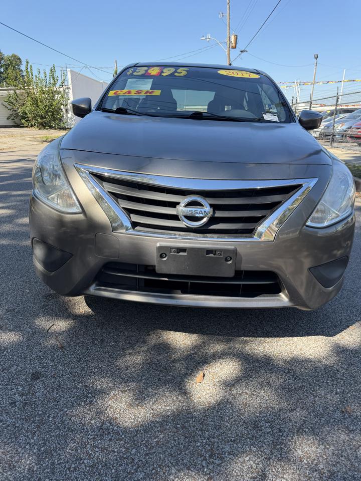 Nissan Versa 1.6 S 5M 2016