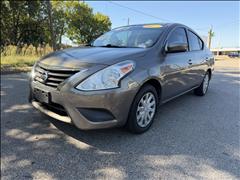 2016 Nissan Versa 
