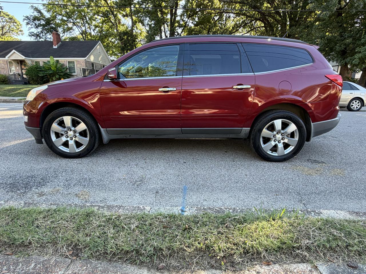 Chevrolet Traverse LT FWD 2011