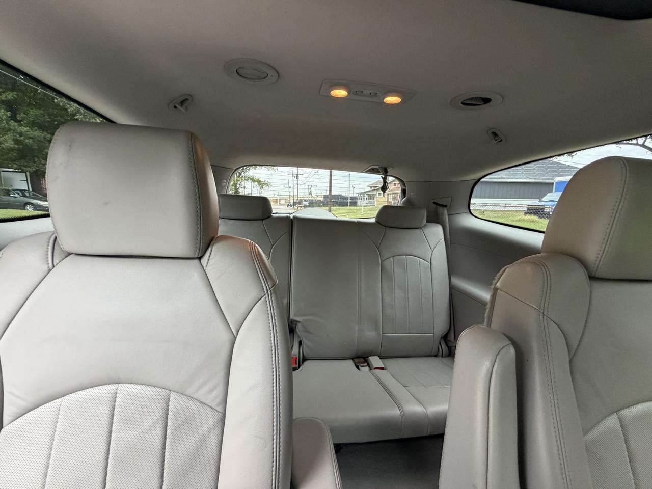 Buick Enclave Leather FWD 2012