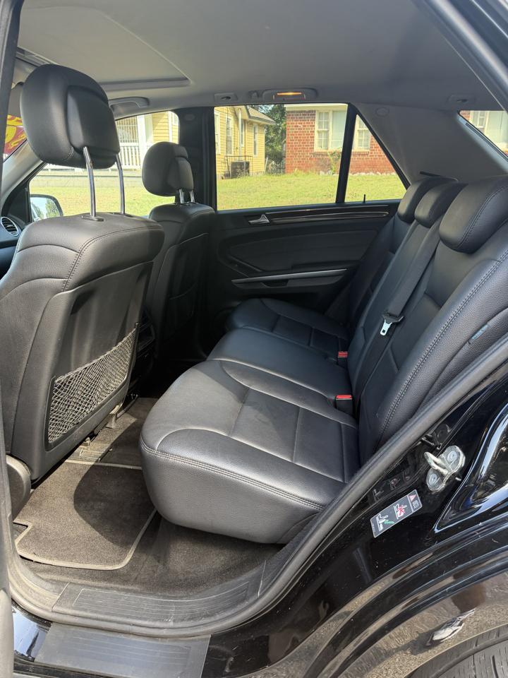 Mercedes-Benz M-Class ML350 4MATIC 2010