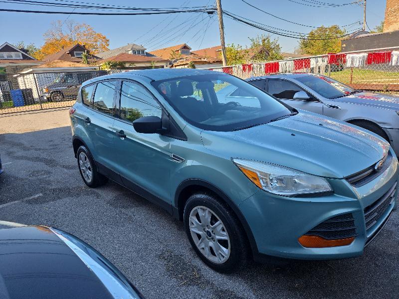 Ford Escape S FWD 2013