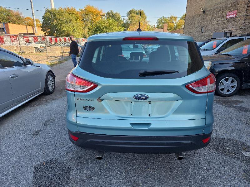 Ford Escape S FWD 2013