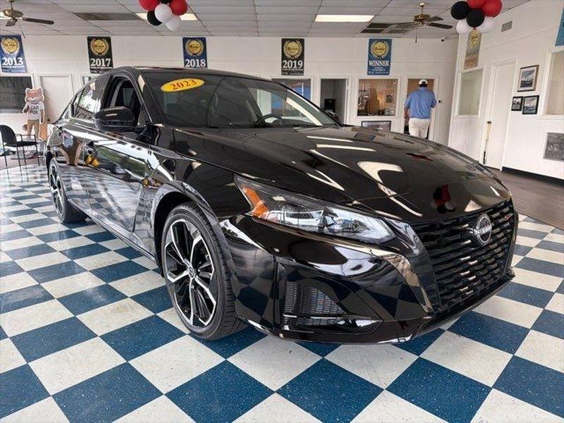 2023 Nissan Altima 2.5 SR