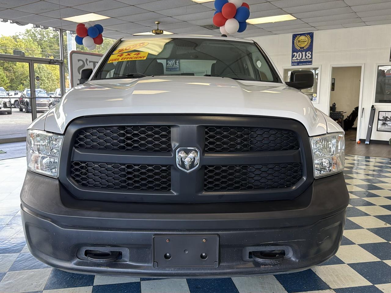 Ram 1500 photo 2