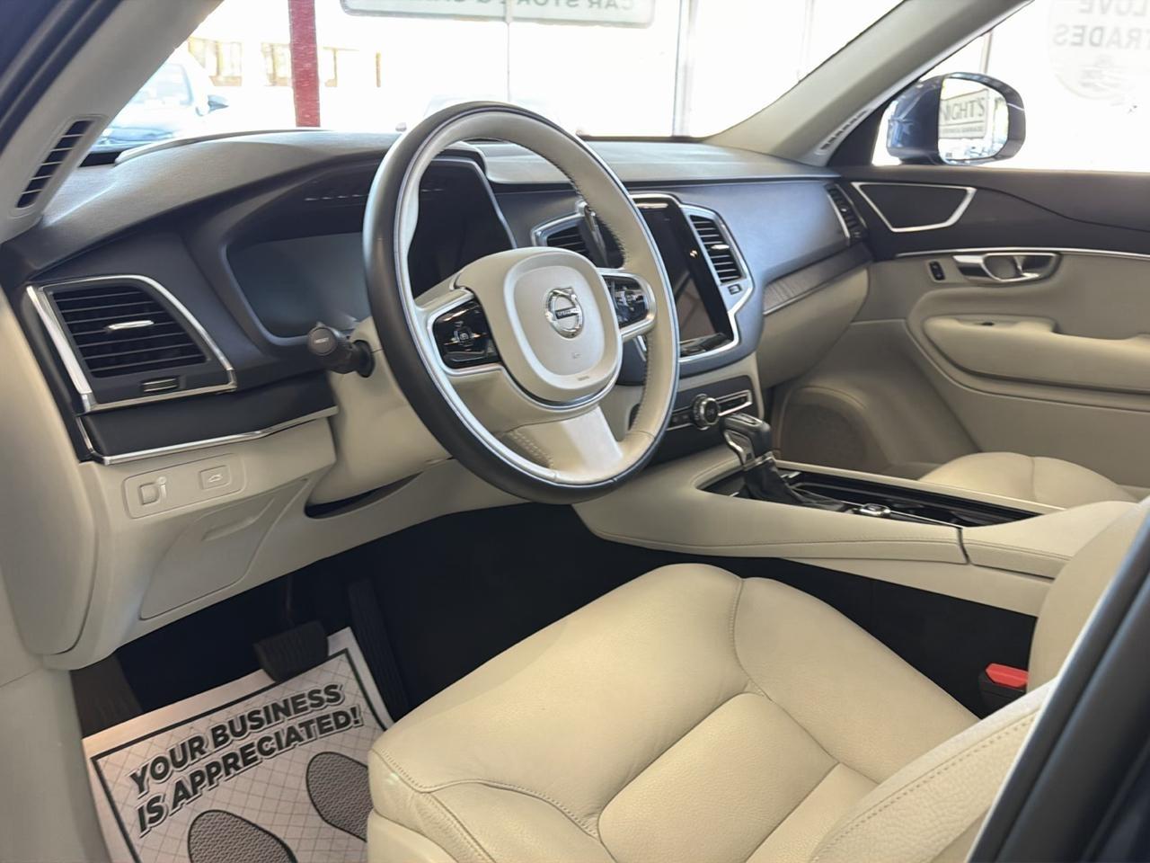 Volvo XC90 T6 Momentum AWD 2020