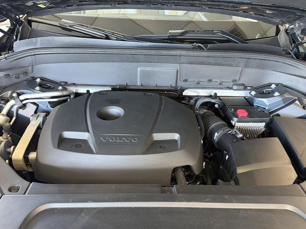 Volvo XC90 T6 Momentum AWD 2020