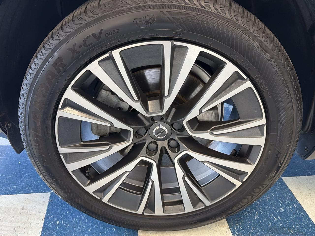 Volvo XC90 T6 Momentum AWD 2020