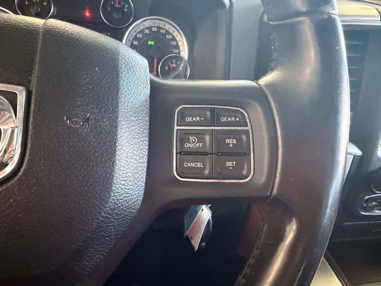 RAM 1500 Classic Tradesman Crew Cab SWB 2WD 2019