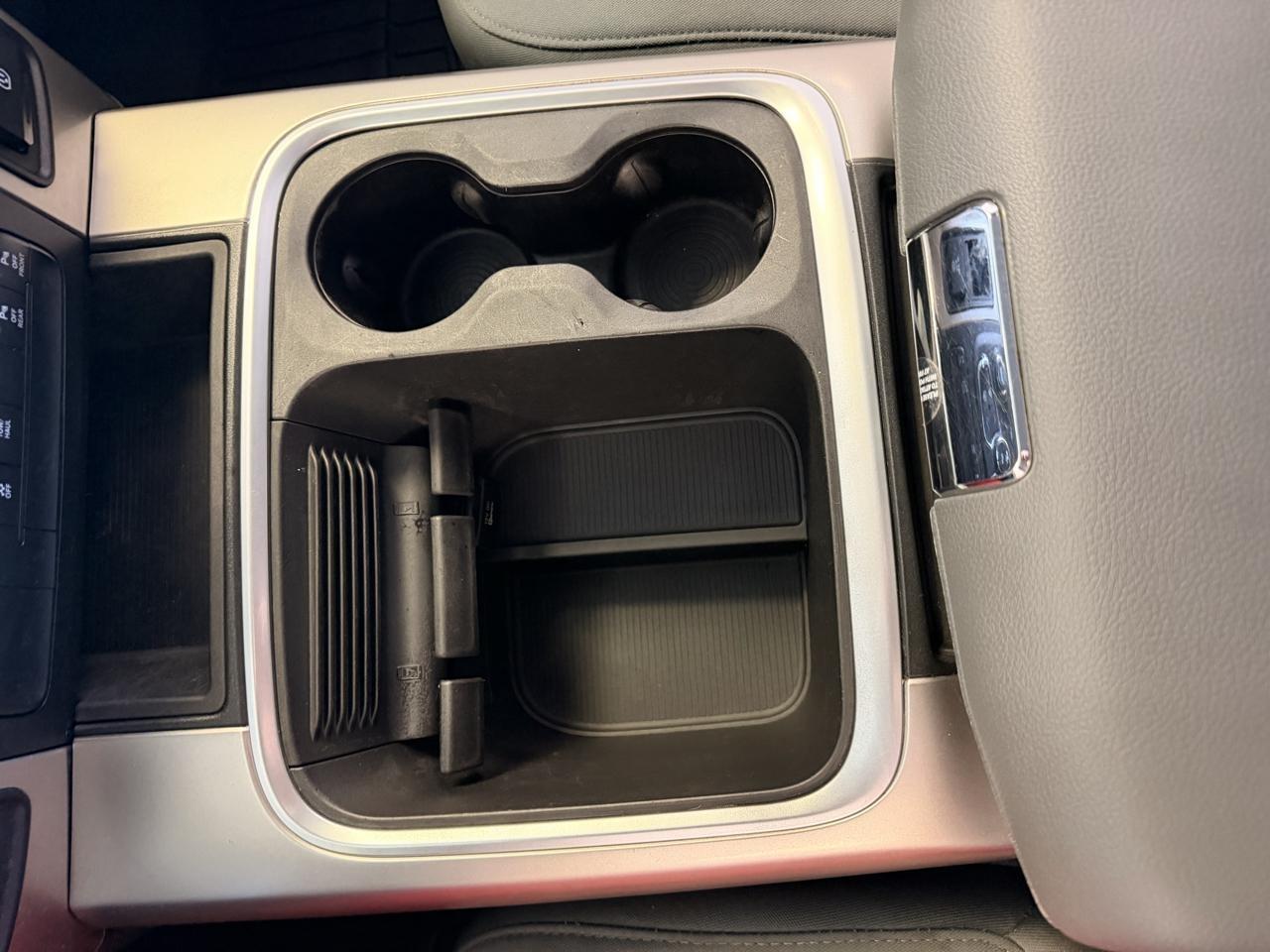 RAM 1500 Classic Tradesman Crew Cab SWB 2WD 2019