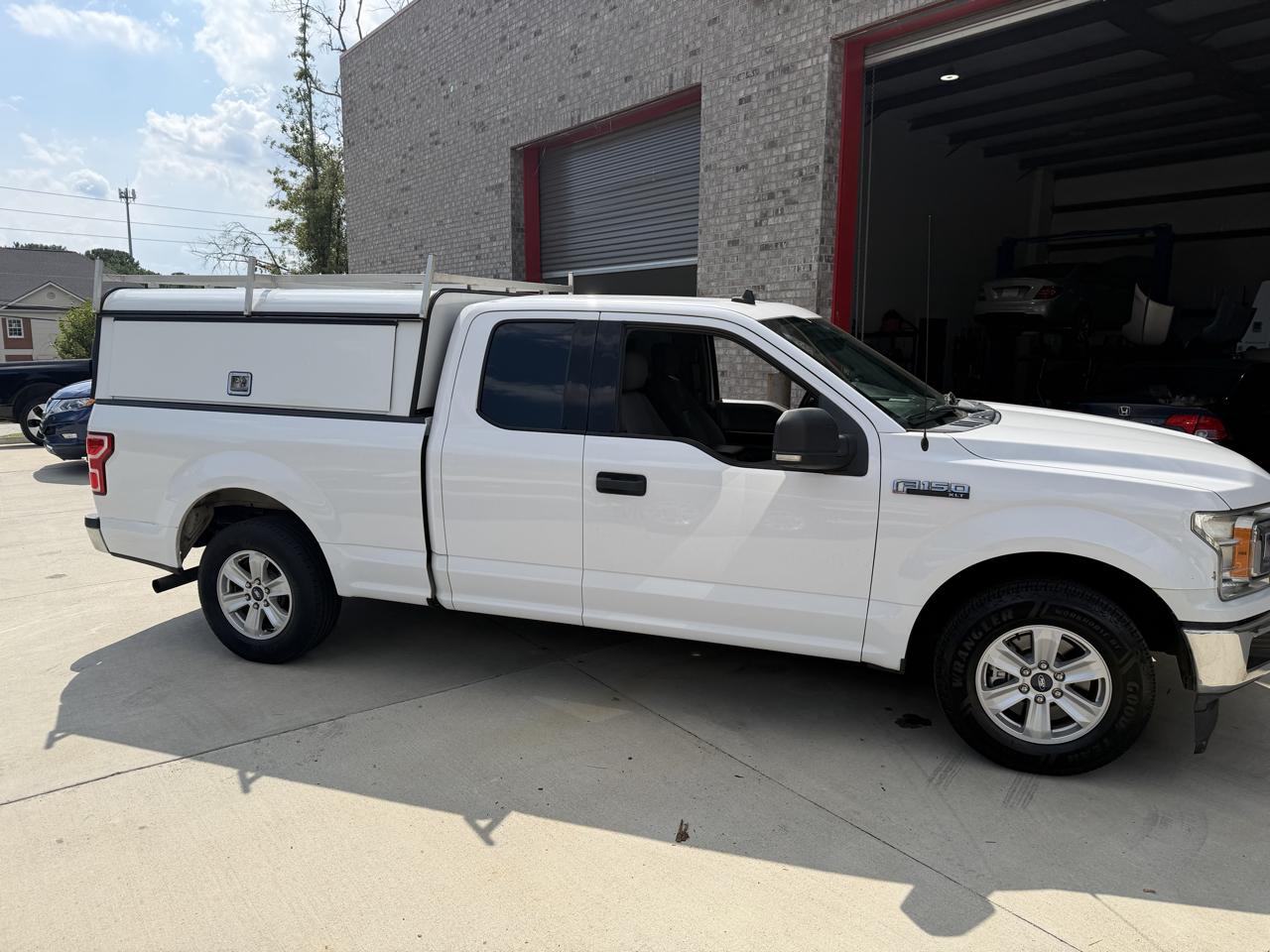 Ford F-150 Lariat 2WD SuperCab 8' Box 2019