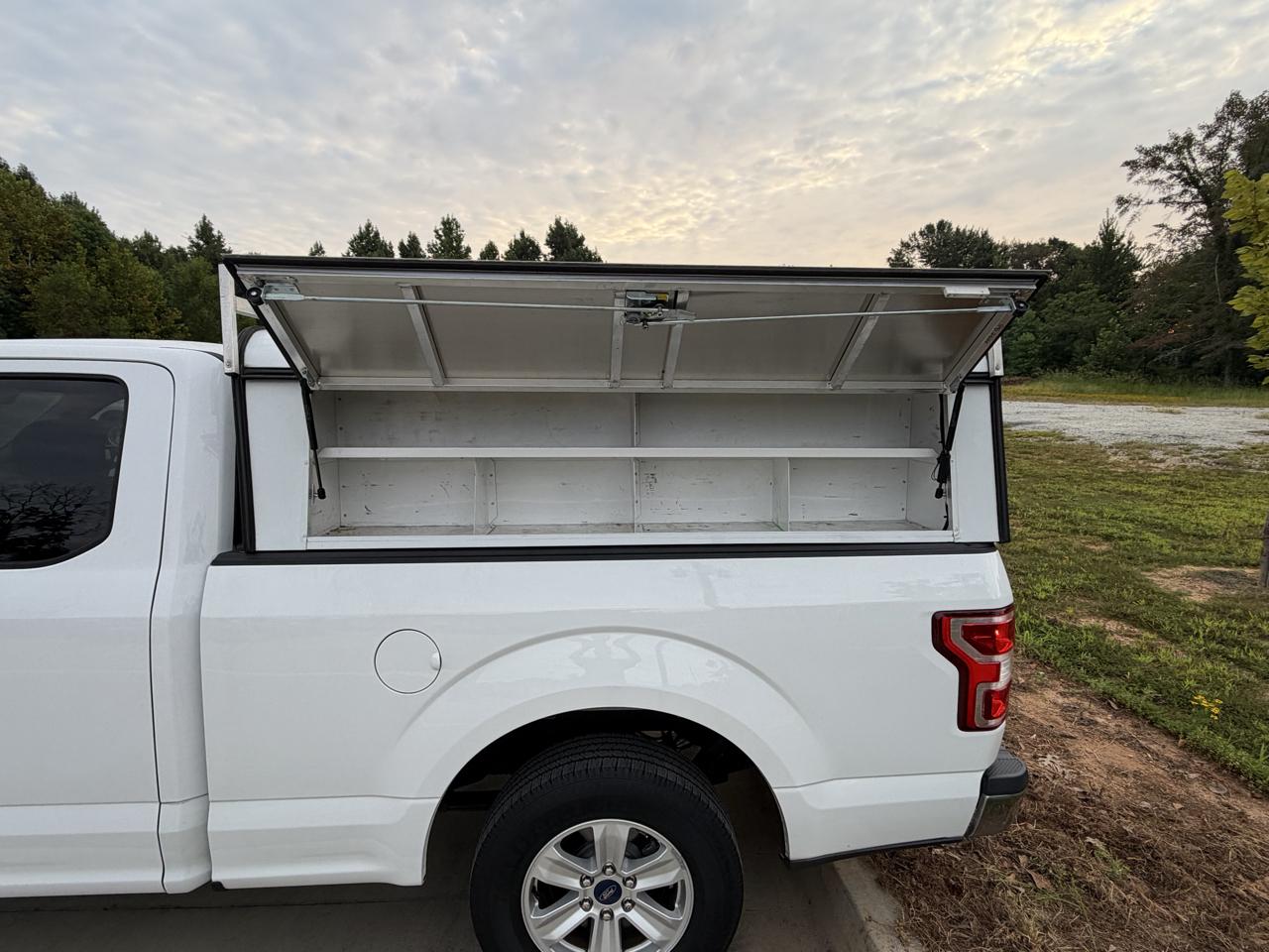 Ford F-150 Lariat 2WD SuperCab 8' Box 2019