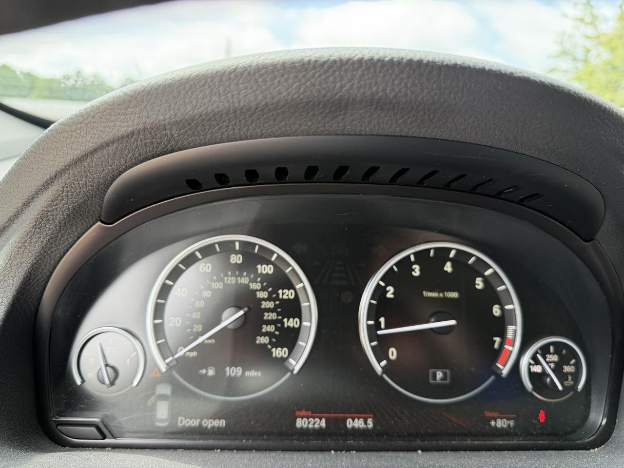 BMW 5 Series Gran Turismo 5dr 550i Gran Turismo RWD 2010