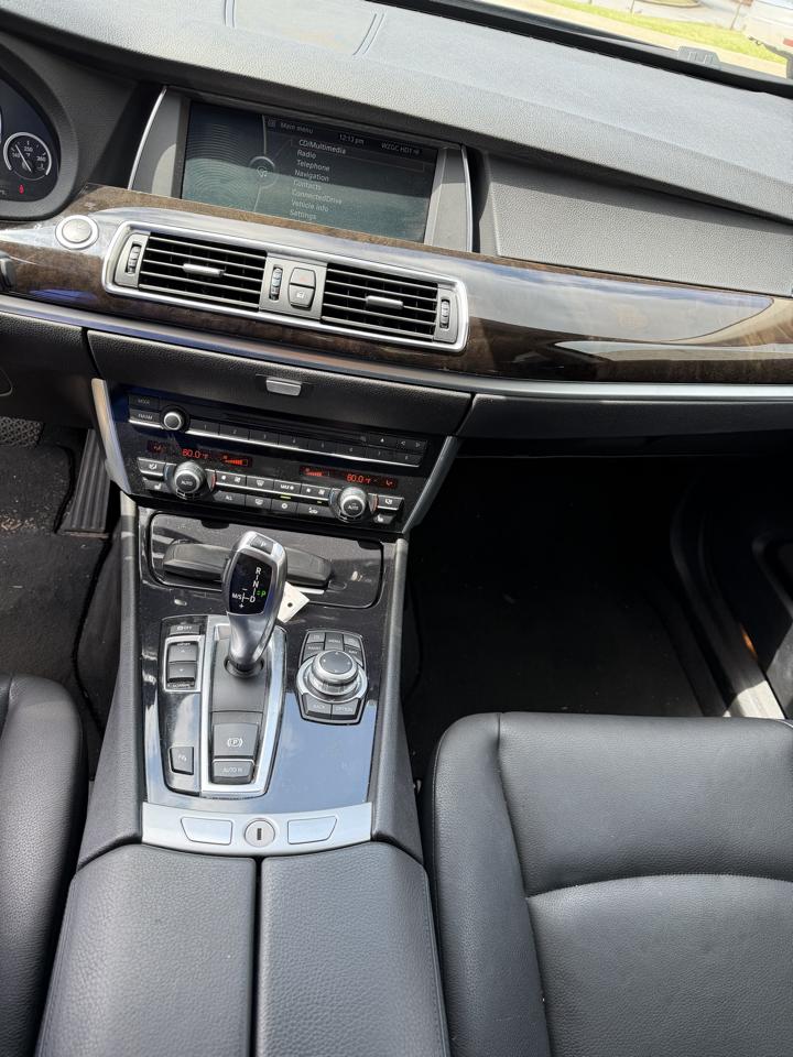 BMW 5 Series Gran Turismo 5dr 550i Gran Turismo RWD 2010