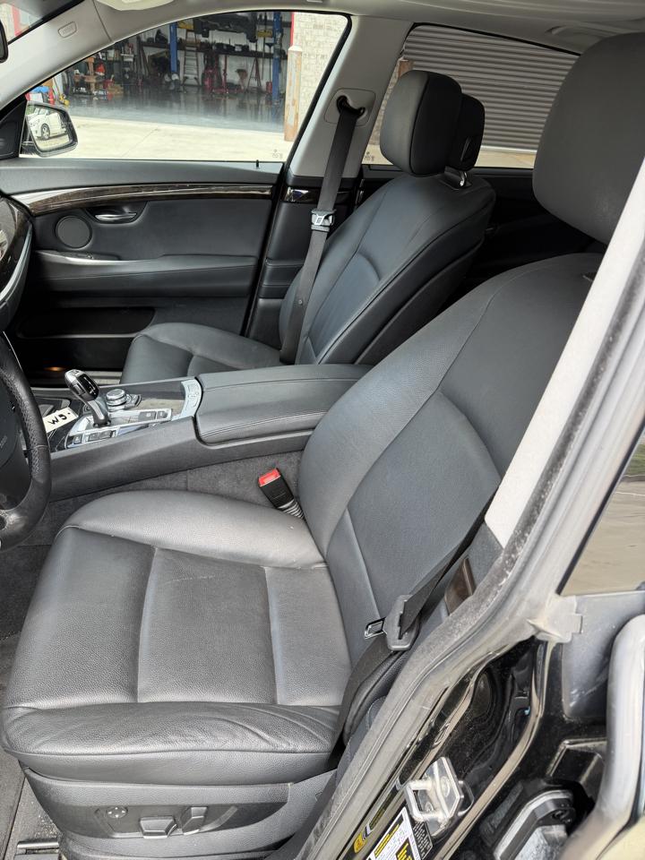 BMW 5 Series Gran Turismo 5dr 550i Gran Turismo RWD 2010