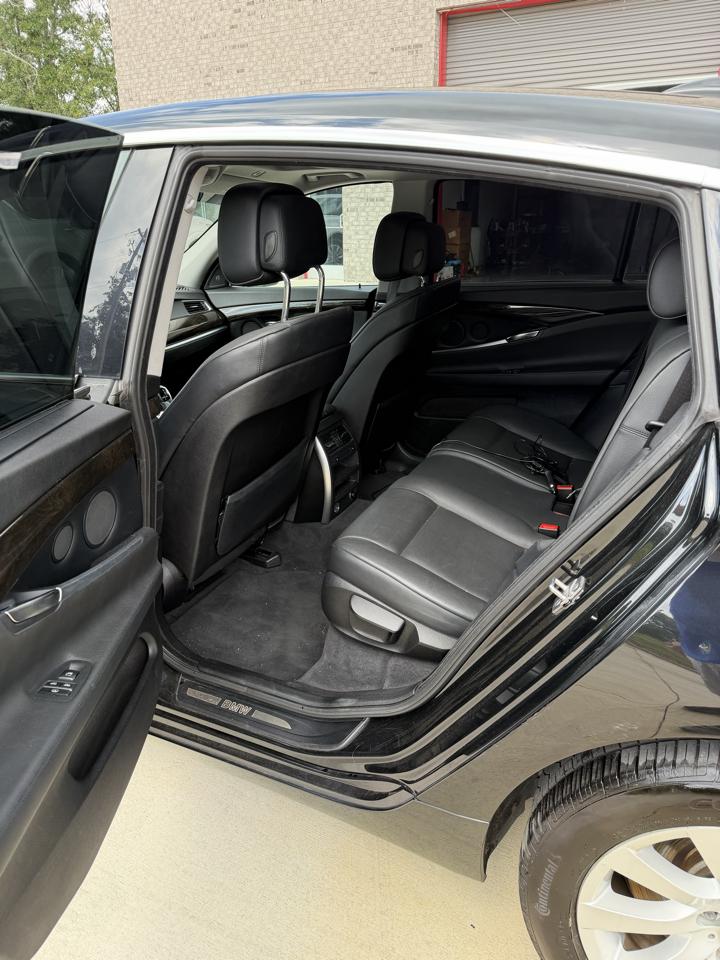 BMW 5 Series Gran Turismo 5dr 550i Gran Turismo RWD 2010