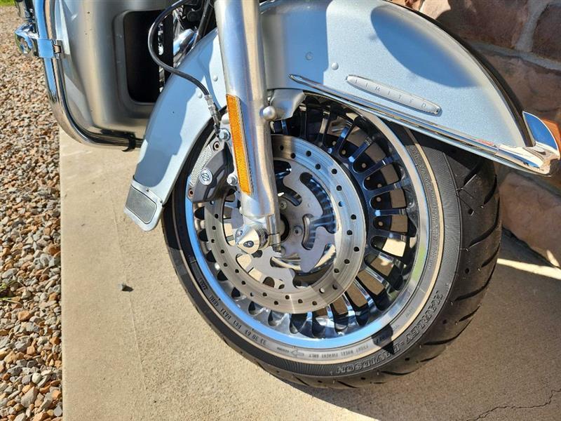 Harley-Davidson Ultra Limited  2012