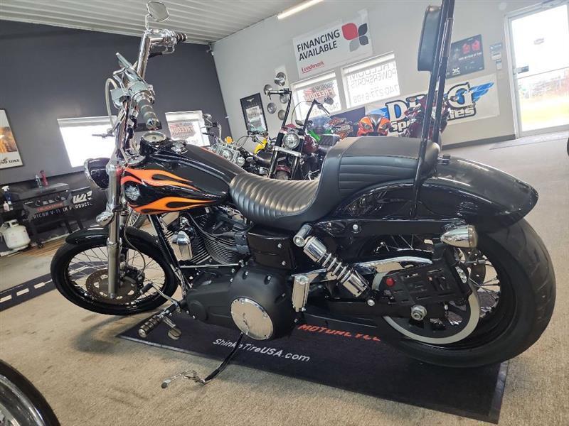 Harley-Davidson Dyna Wide Glide  2011