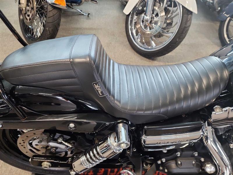 Harley-Davidson Dyna Wide Glide  2011