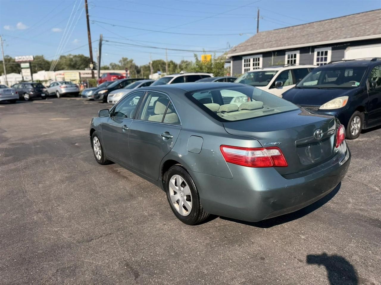 Toyota Camry XLE 5-Spd AT 2009