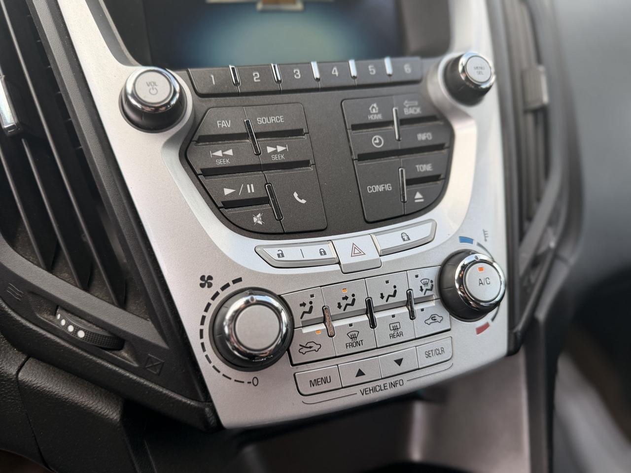 Chevrolet Equinox 1LT 2WD 2012