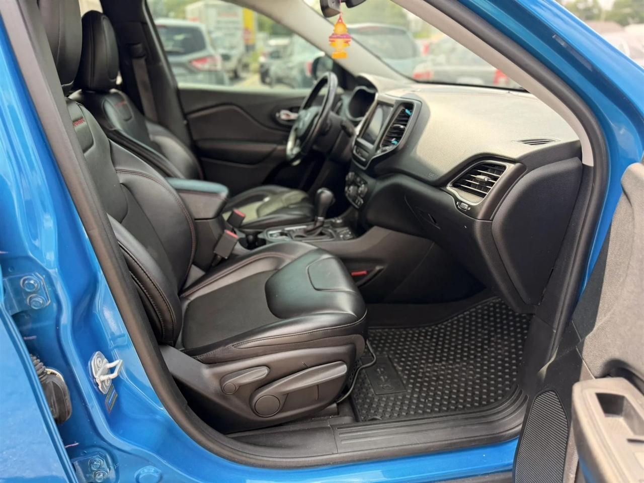 Jeep Cherokee Trailhawk 4WD 2019