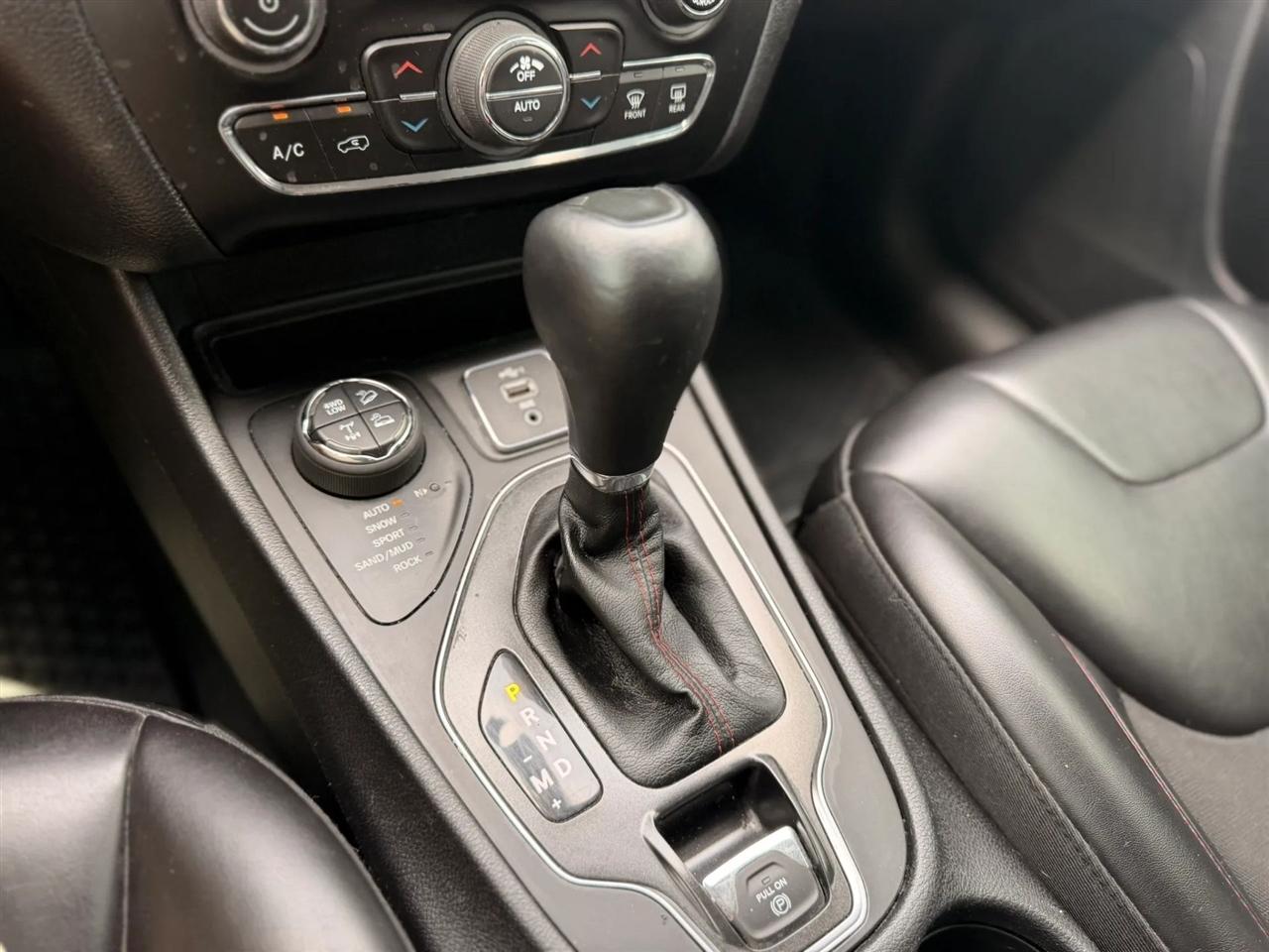 Jeep Cherokee Trailhawk 4WD 2019
