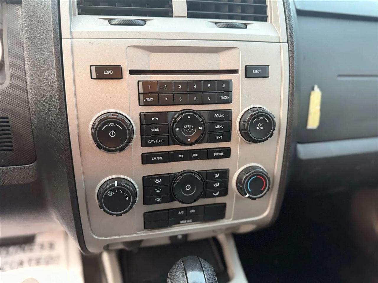 Ford Escape XLT FWD I4 2009