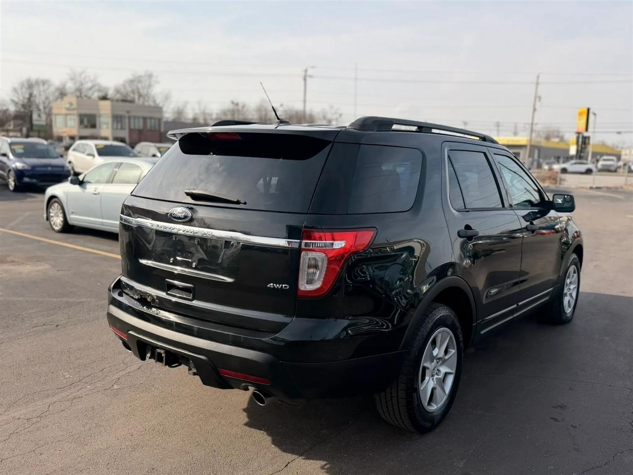 Ford Explorer Base 4WD 2014