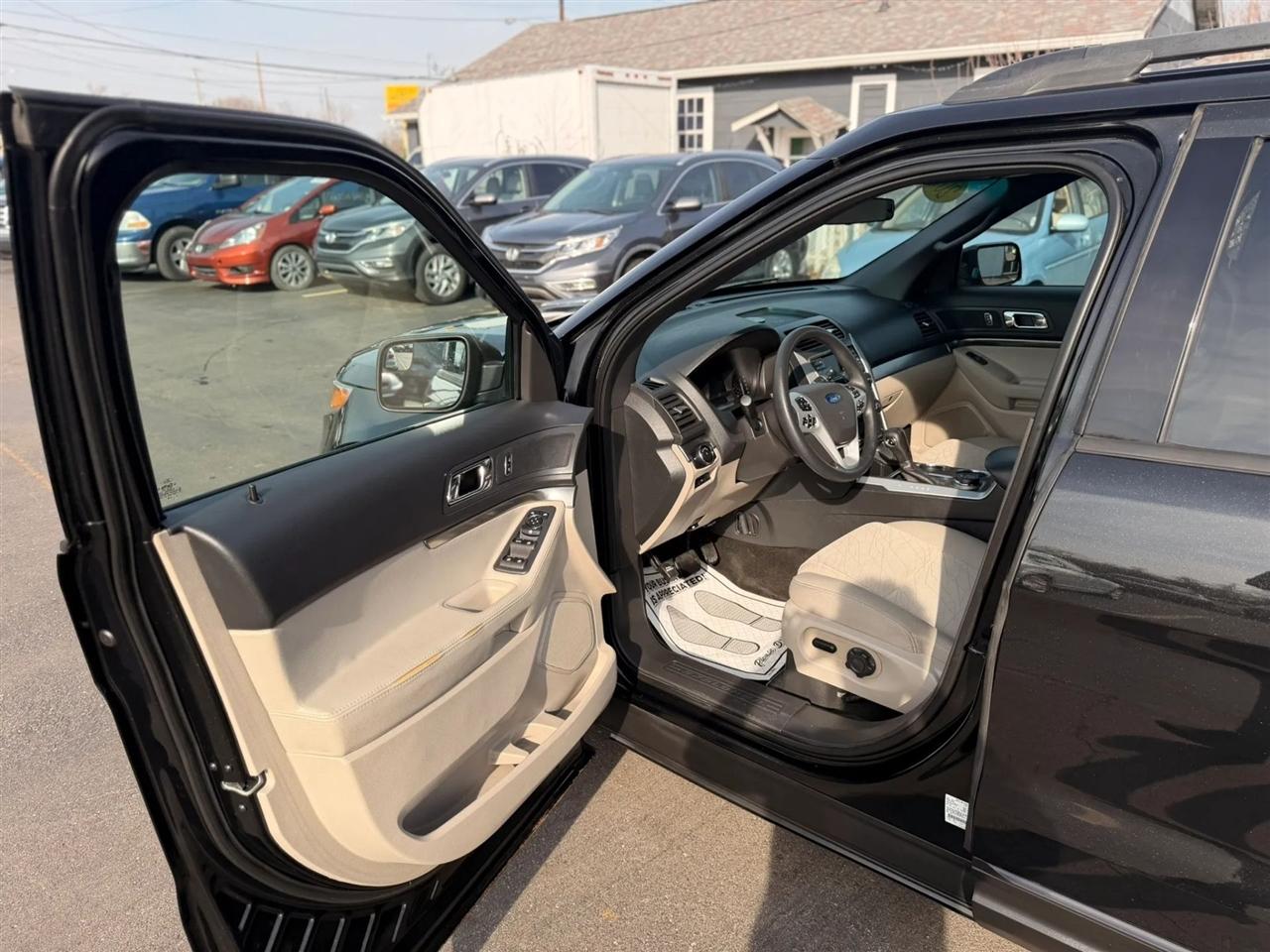 Ford Explorer Base 4WD 2014